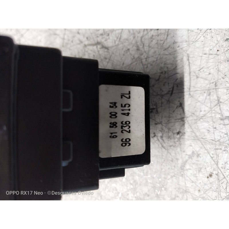 Recambio de mando luces para peugeot 306 berlina 3/4/5 puertas (s2) graffic referencia OEM IAM 96236415ZL  