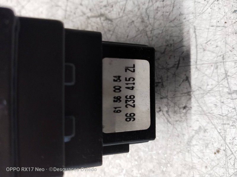 Recambio de mando luces para peugeot 306 berlina 3/4/5 puertas (s2) graffic referencia OEM IAM 96236415ZL  