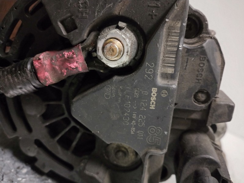 Recambio de alternador para mg rover mg zr 105 referencia OEM IAM 0124225011  