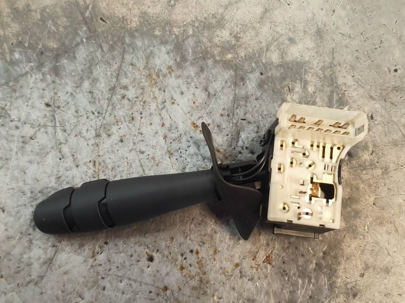 Recambio de mando limpia para renault clio ii fase ii (b/cb0) authentique referencia OEM IAM 6164  