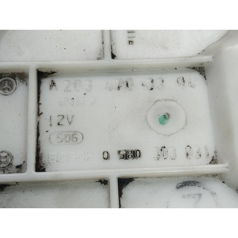 Recambio de bomba combustible para mercedes clase c (w203) familiar 2.2 cdi cat referencia OEM IAM 0580303031 A2034703394 