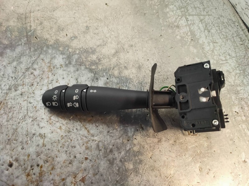 Recambio de mando luces para renault clio ii fase ii (b/cb0) authentique referencia OEM IAM 6166  