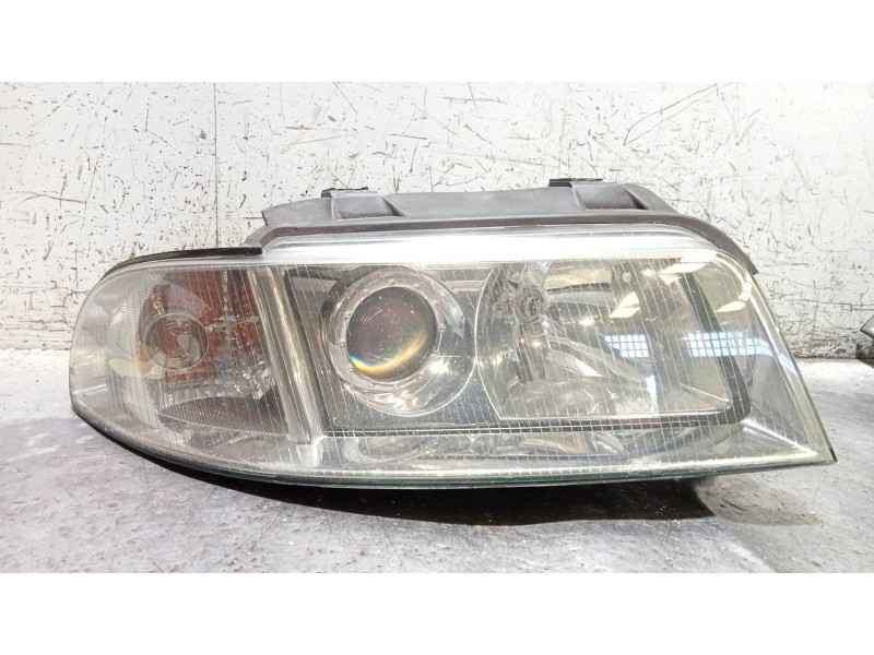 Recambio de faro derecho para audi a4 berlina (b5) 1.9 tdi quattro referencia OEM IAM 8D0941004AK 1853675100 