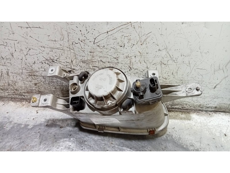 Recambio de faro izquierdo para hyundai accent (lc) 1.3 cat referencia OEM IAM   
