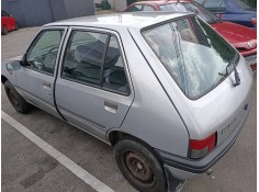 peugeot 205 berlina del año 1998 2