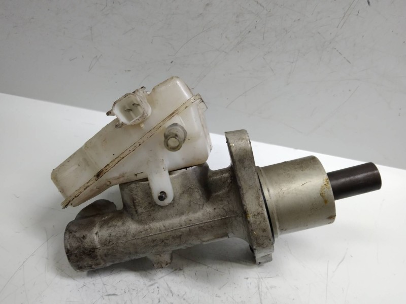 Recambio de bomba freno para ford focus berlina (cap) ambiente (d) referencia OEM IAM   