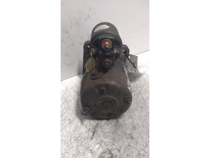 Recambio de motor arranque para kia carens 1.8 monovolumen referencia OEM IAM MC109028 MANDO 