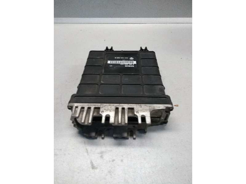 Recambio de centralita motor uce para volkswagen golf iii berlina (1h1) 1.4 referencia OEM IAM 0261200750 030906026K 