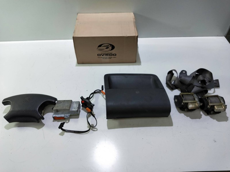 Recambio de kit airbag para peugeot 806 universal studios port aventura referencia OEM IAM   
