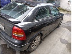opel astra g berlina del año 2001 2