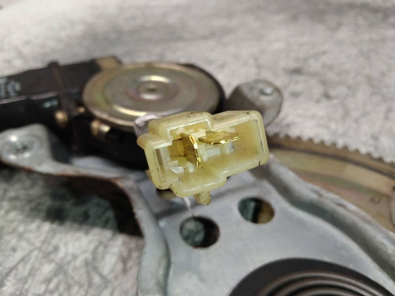 Recambio de elevalunas delantero izquierdo para toyota camry (v10) referencia OEM IAM 8572032040 0621002410 4P