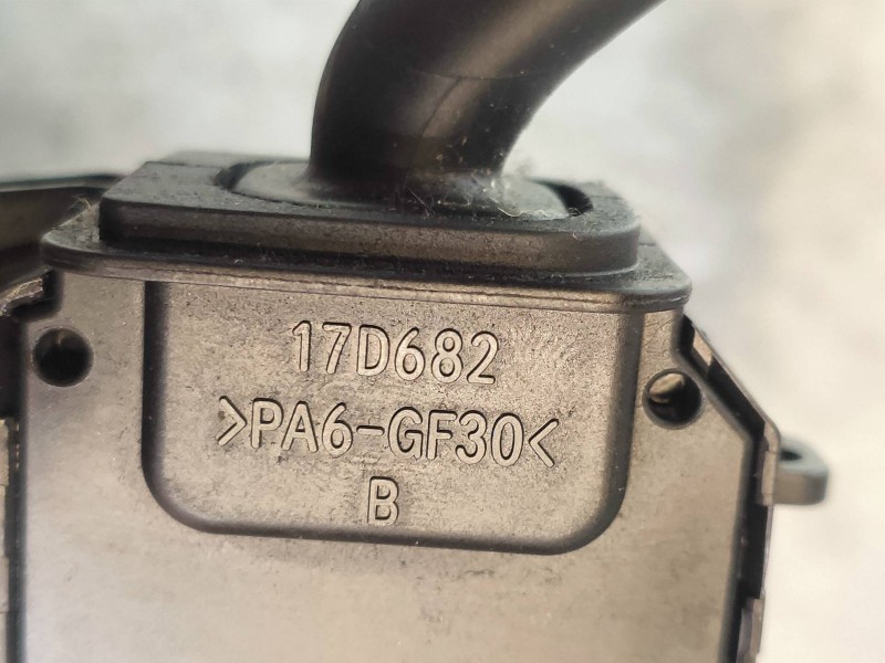 Recambio de mando luces para mazda 3 berlina (bk) 2.0 sportive referencia OEM IAM 17D682  