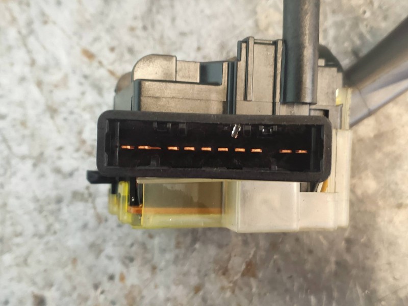 Recambio de mando limpia para kia rio 1.5 crdi ex2 referencia OEM IAM 75733A  