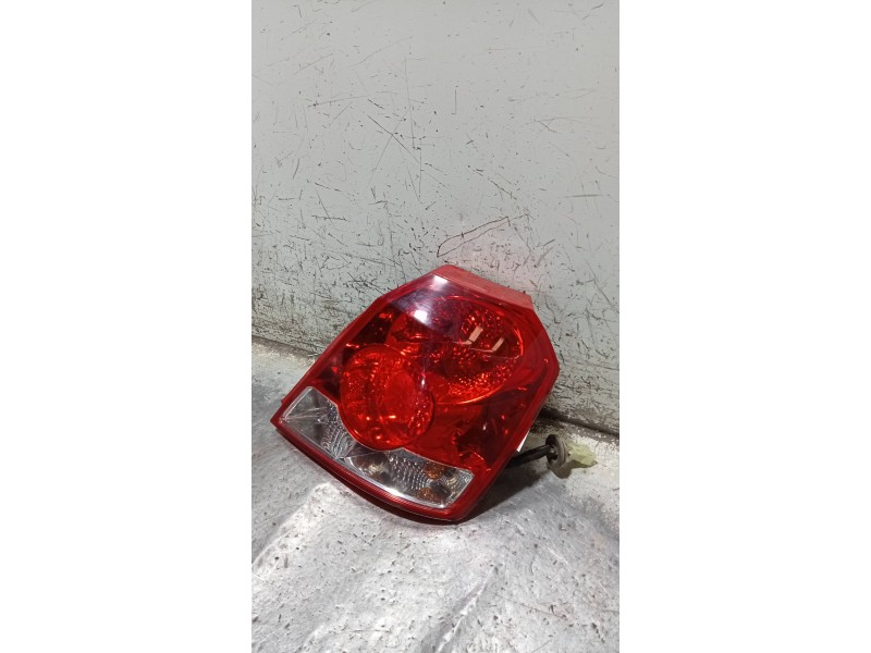 Recambio de piloto trasero derecho para daewoo kalos 1.2 se referencia OEM IAM   