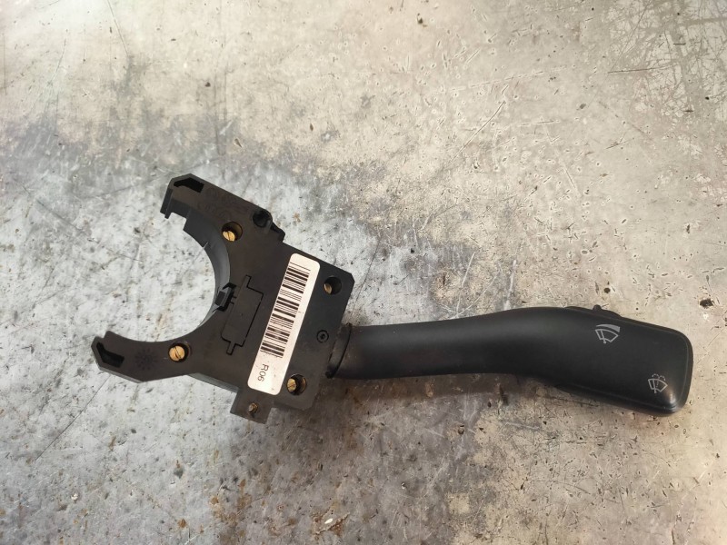 Recambio de mando limpia para seat toledo (1m2) select referencia OEM IAM 4BO953503E  