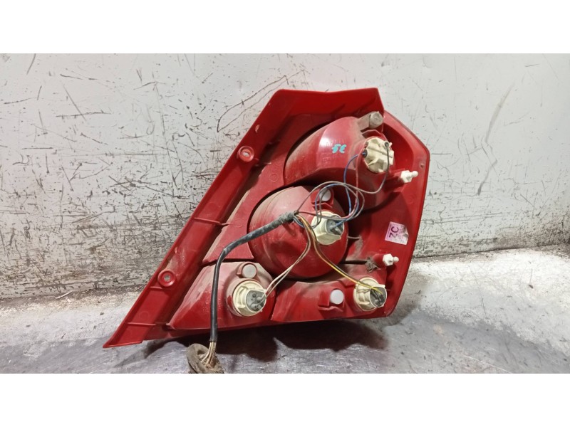 Recambio de piloto trasero izquierdo para daewoo kalos 1.2 se referencia OEM IAM   