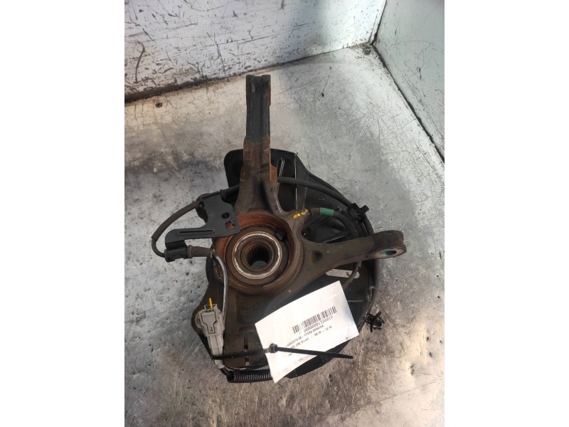 Recambio de mangueta delantera derecha para kia rio (yb) attract referencia OEM IAM   