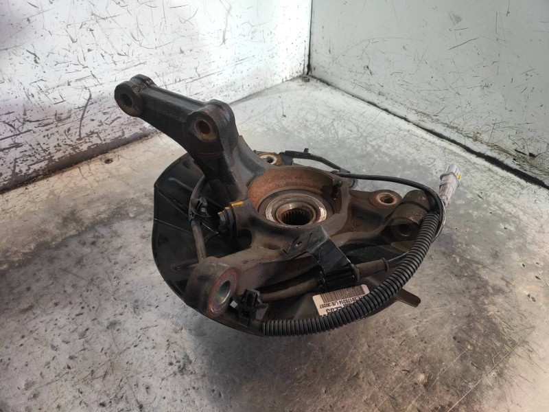 Recambio de mangueta delantera izquierda para kia rio (yb) attract referencia OEM IAM   