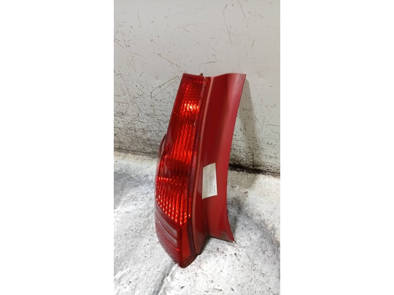 Recambio de piloto trasero izquierdo para citroen c4 berlina collection referencia OEM IAM   