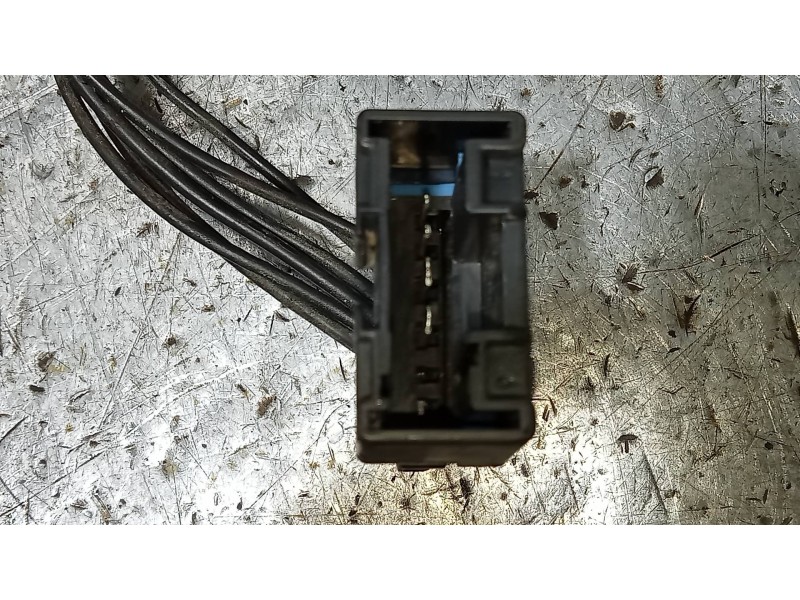 Recambio de piloto trasero izquierdo para citroen c4 berlina collection referencia OEM IAM   