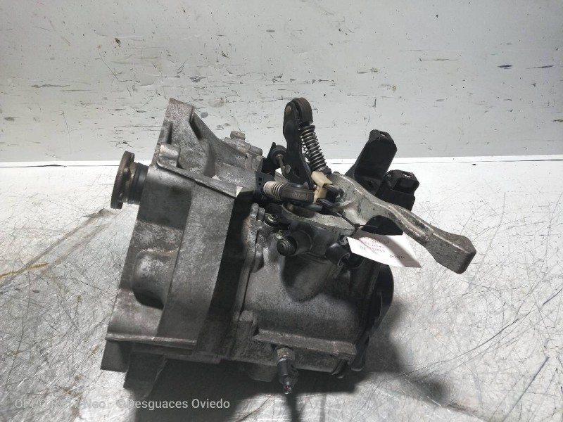 Recambio de caja cambios para volkswagen polo (9n1) conceptline referencia OEM IAM GEU 10062 482823