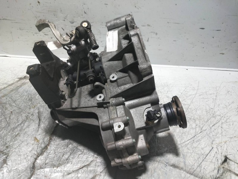 Recambio de caja cambios para volkswagen polo (9n1) conceptline referencia OEM IAM GEU 10062 482823
