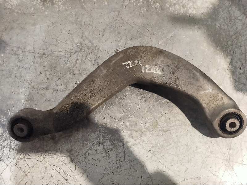 Recambio de tirante trasero izquierdo para audi a4 ber. (b8) básico referencia OEM IAM 8K0505323  