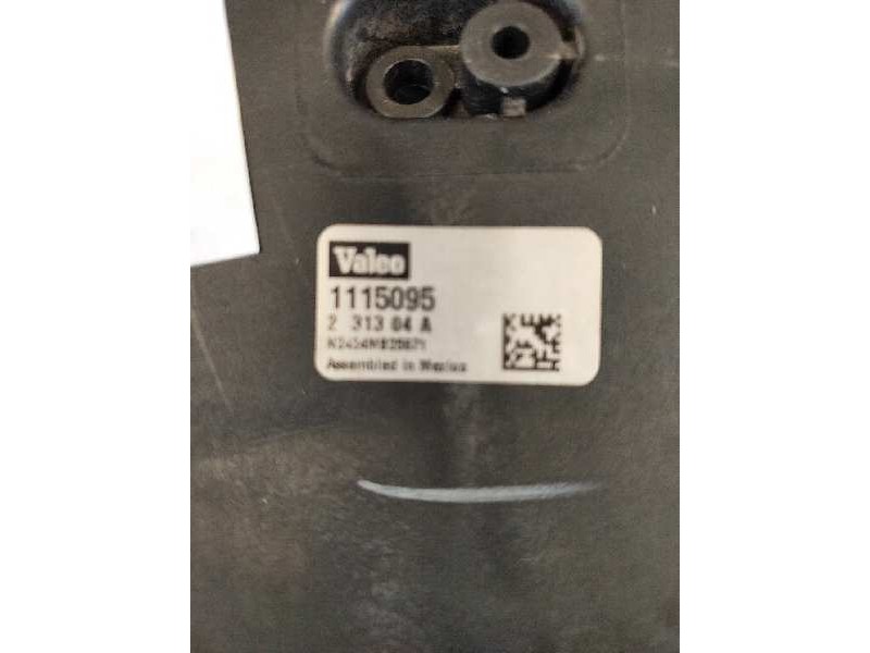 Recambio de electroventilador para chrysler 300 c 3.5 referencia OEM IAM 1115095  