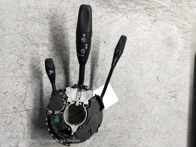 Recambio de mando luces para chrysler 300 c 3.5 referencia OEM IAM 05135973AA  