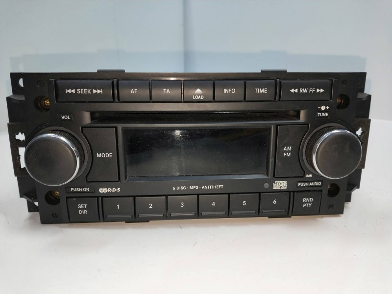 Recambio de sistema audio / radio cd para chrysler 300 c 3.5 referencia OEM IAM P05064066AD  