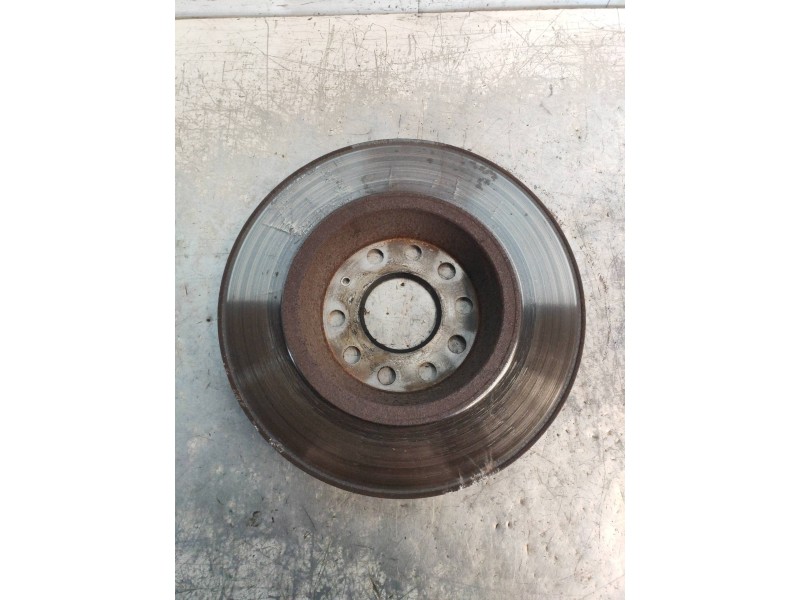 Recambio de disco freno trasero para volkswagen golf v berlina (1k1) gti referencia OEM IAM   