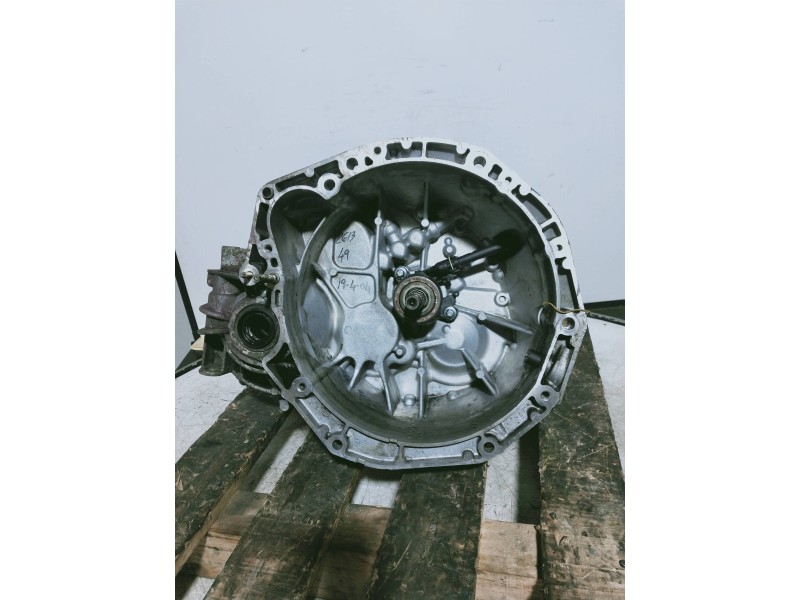 Recambio de caja cambios para nissan primera berlina (p12) acenta referencia OEM IAM ND0102 A012253 