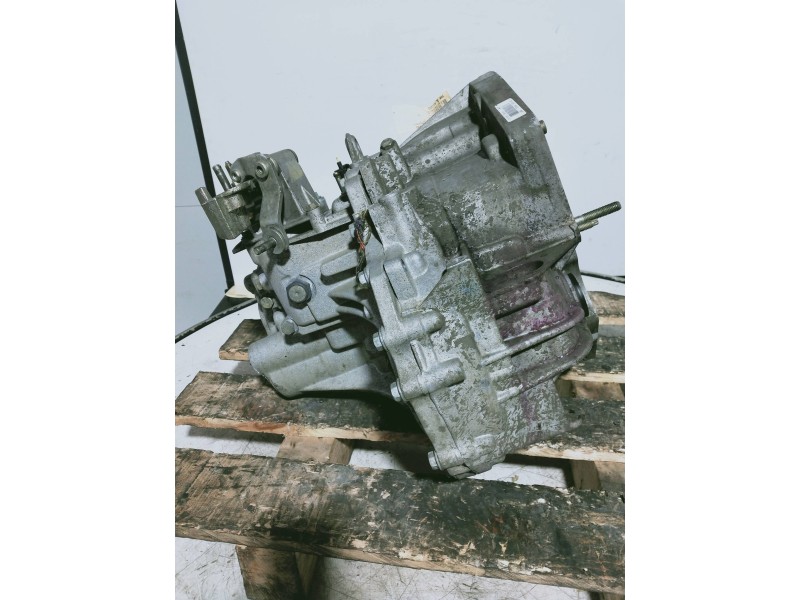 Recambio de caja cambios para nissan primera berlina (p12) acenta referencia OEM IAM ND0102 A012253 