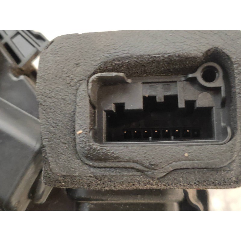 Recambio de motor cierre centralizado delantero derecho para volkswagen polo (6c1) 1.4 tdi referencia OEM IAM 5K1837016E 16A5K18