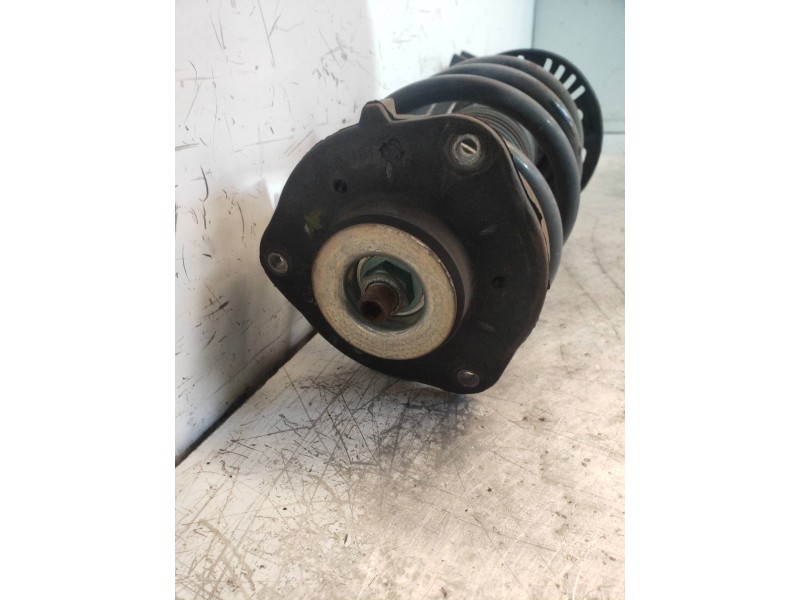 Recambio de amortiguador delantero derecho para volkswagen golf v berlina (1k1) gti referencia OEM IAM   