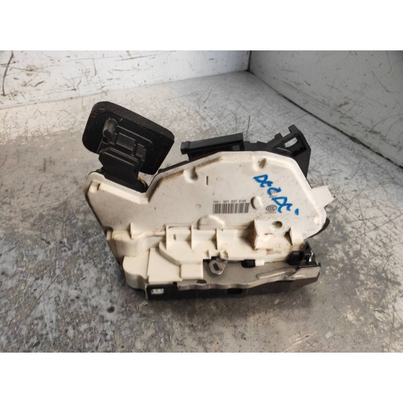 Recambio de motor cierre centralizado delantero derecho para volkswagen polo (6c1) 1.4 tdi referencia OEM IAM 5K1837016E 16A5K18