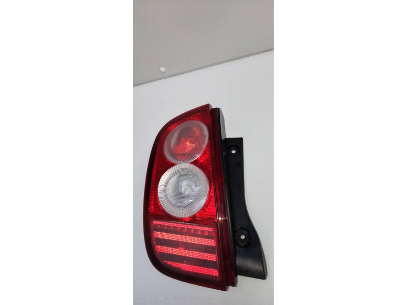 Recambio de piloto trasero izquierdo para nissan micra (k12e) acenta referencia OEM IAM   