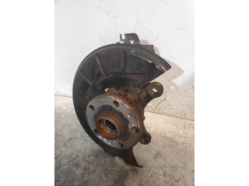 Recambio de mangueta delantera derecha para volkswagen golf v berlina (1k1) gti referencia OEM IAM   