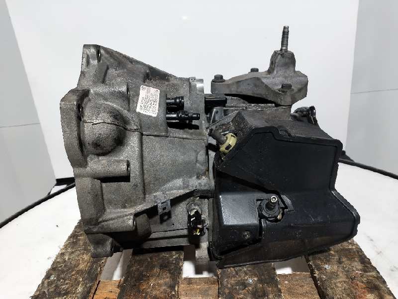 Recambio de caja cambios para ford fiesta (cbk) steel referencia OEM IAM 2S6R7002GA TTFD0 260302 102639 