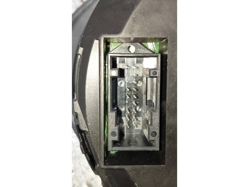 Recambio de cuadro instrumentos para seat leon (5f1) style referencia OEM IAM 5F0920750E  