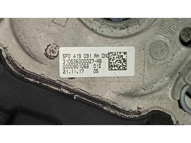Recambio de volante para seat leon (5f1) style referencia OEM IAM 5F0419091AH  