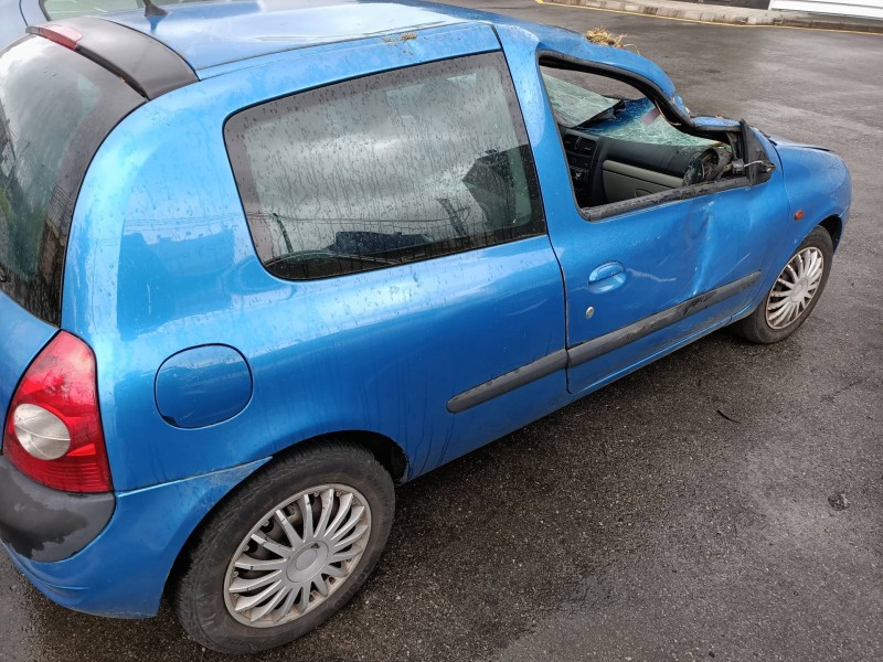 renault clio ii fase ii (b/cb0) del año 2001