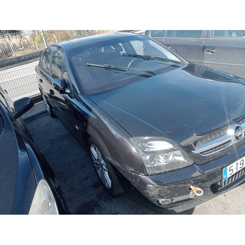 opel vectra c berlina del año 2003