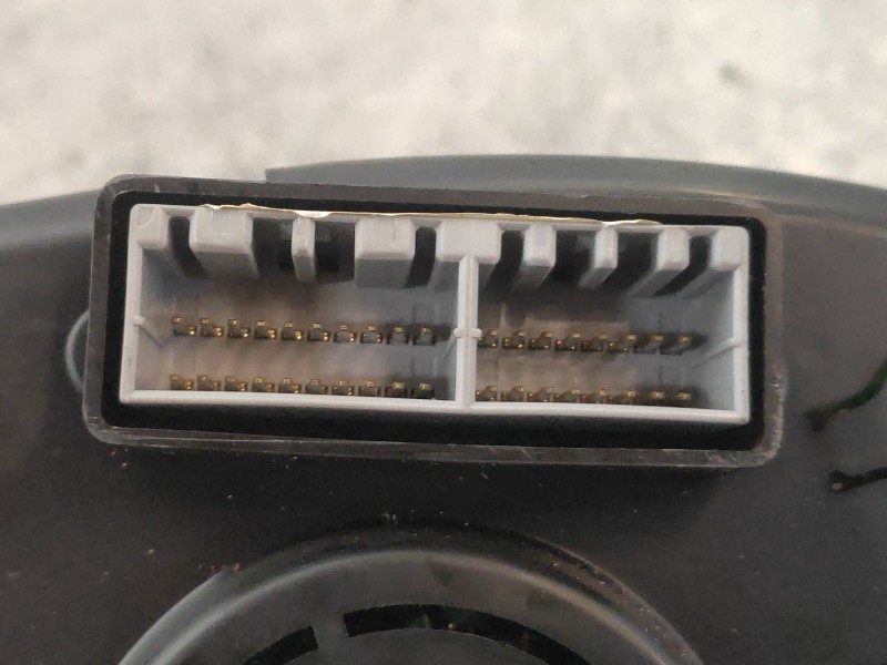 Recambio de cuadro instrumentos para kia magentis 2.0 crdi referencia OEM IAM 940132G140  