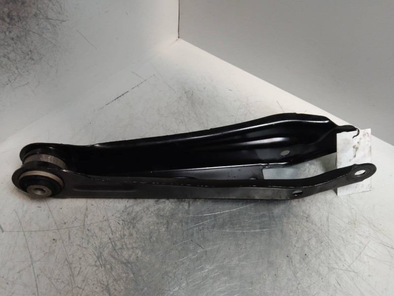 Recambio de tirante trasero derecho para bmw x3 (f25) xdrive 30d referencia OEM IAM 33306795812  