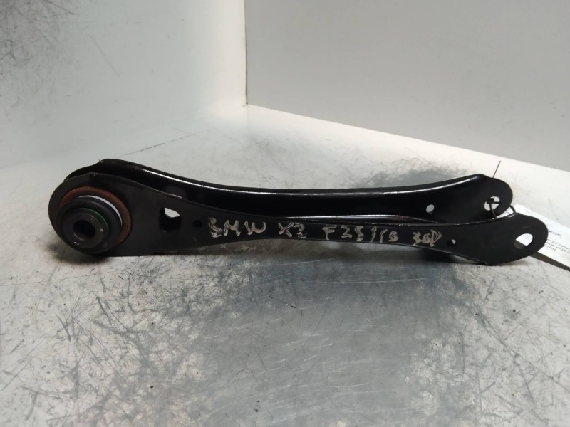 Recambio de tirante trasero derecho para bmw x3 (f25) xdrive 30d referencia OEM IAM 33306786981  
