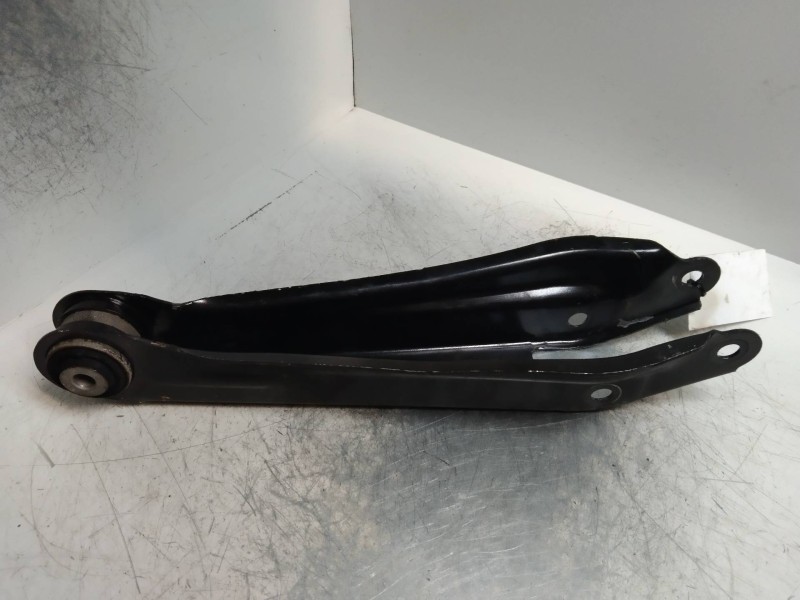 Recambio de tirante trasero izquierdo para bmw x3 (f25) xdrive 30d referencia OEM IAM 33306795812  