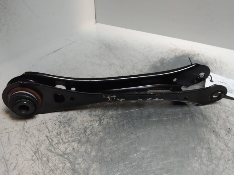 Recambio de tirante trasero izquierdo para bmw x3 (f25) xdrive 30d referencia OEM IAM 33306786981  