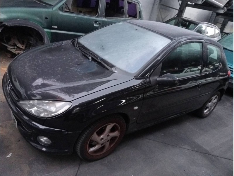 peugeot 206 berlina del año 2003