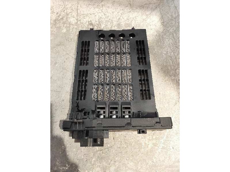Recambio de resistencia calefaccion para mercedes clase b (w246) b 180 cdi be (246.200) referencia OEM IAM A2468300261 CZ0134100